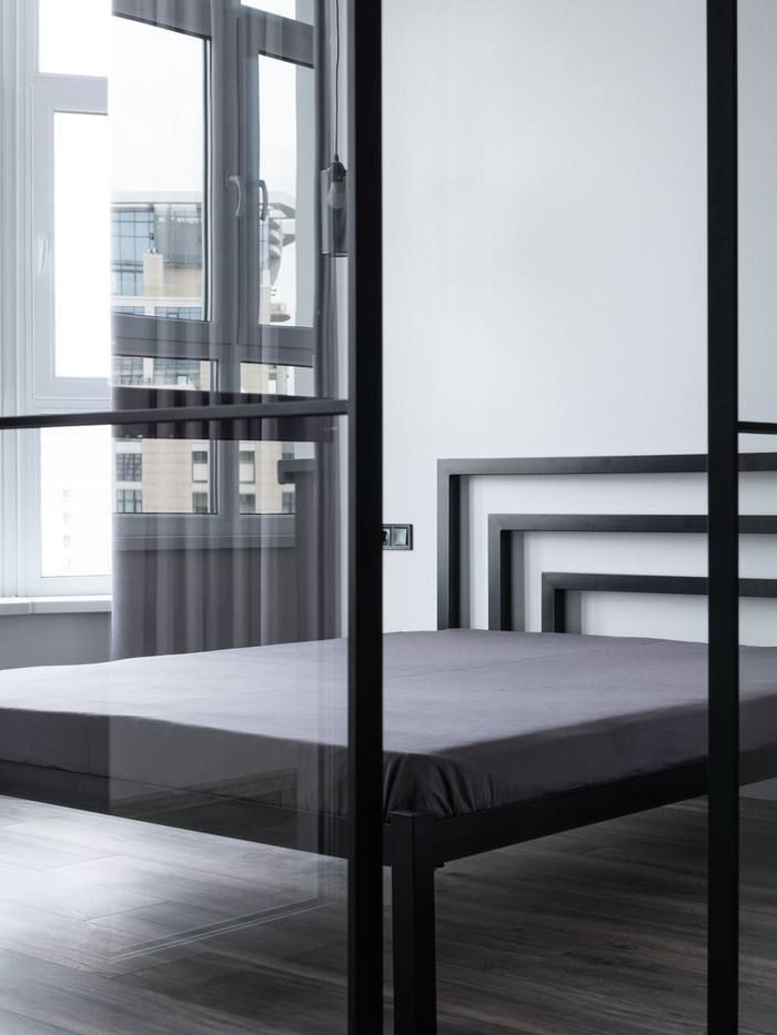 Chambre avec cloison vitrée
